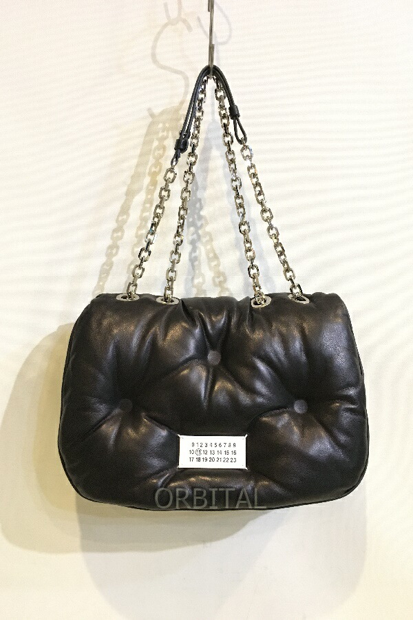 双生子玉)Maison Margiela メゾンマルジェラ GLAM SLAM FLAP MEDIUM グラムスラムショルダーバッグ S56WG0169 必要経費294,800円 美品