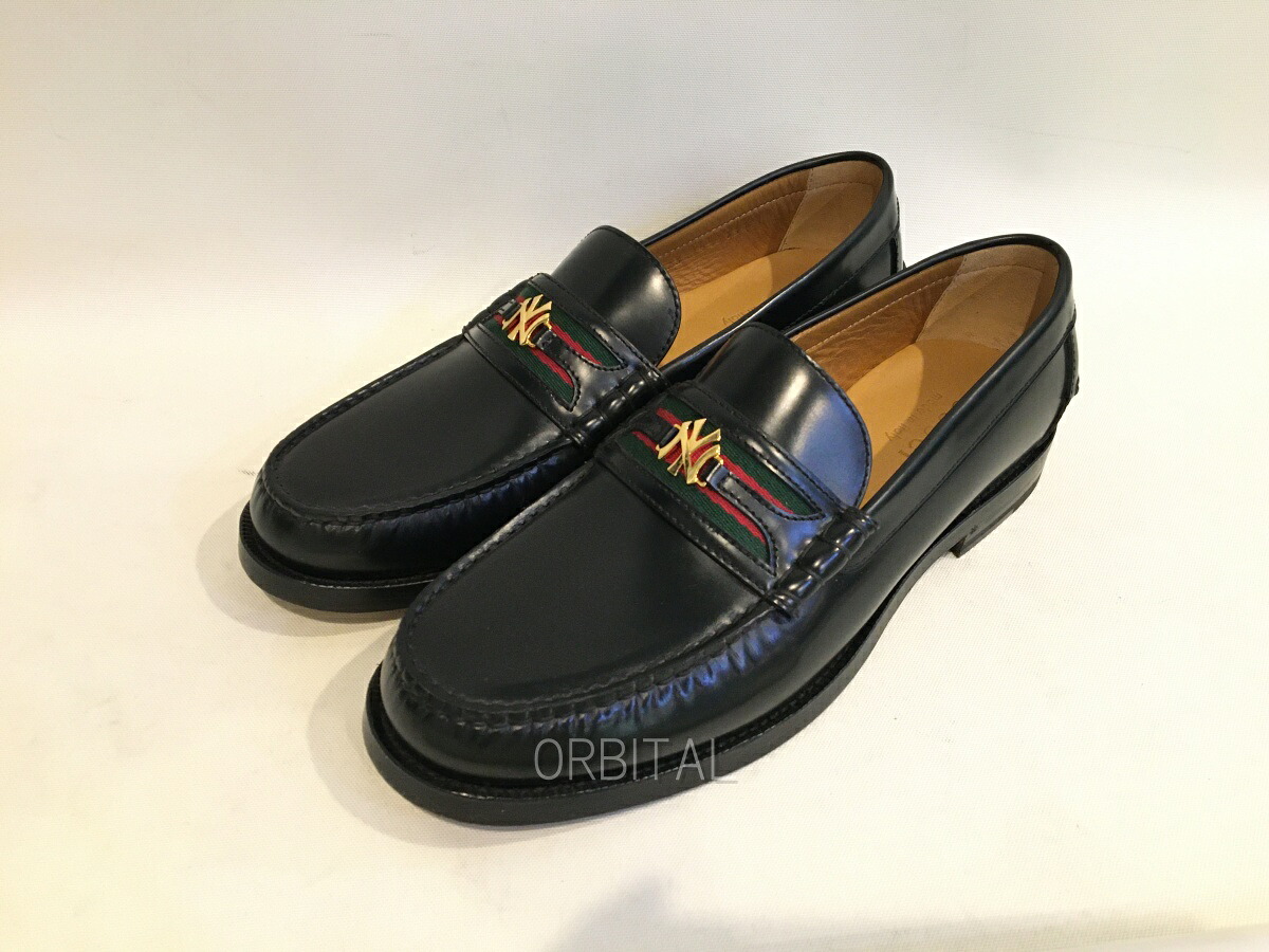 【中古】双生子玉) GUCCI  グッチ 未当てはめる シェリー酒伝達ルートNYヤンキースローファー なめし革 黒いこと 黒 メンズ 9.5 28.5糎