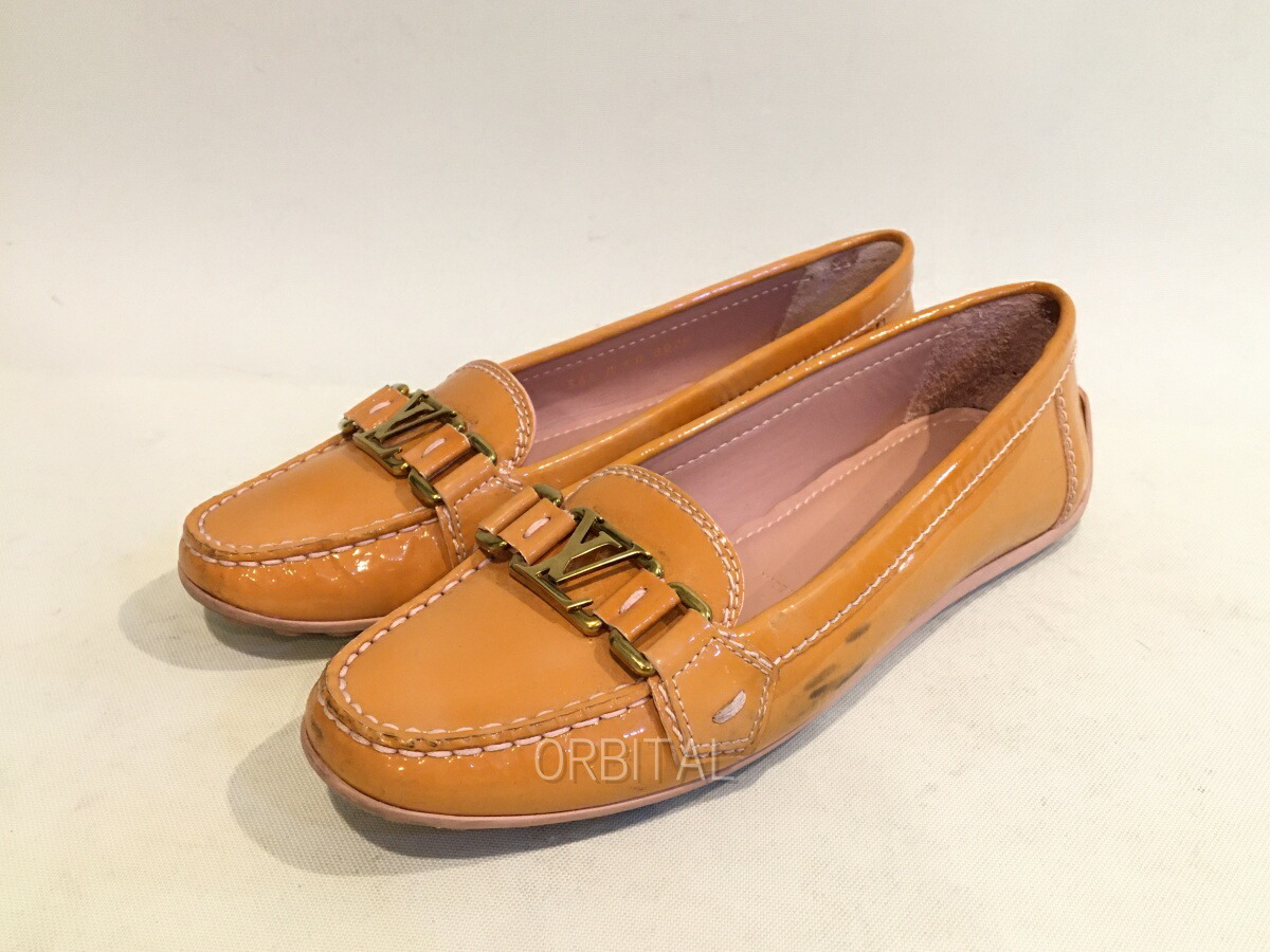 【中古】二子玉) Louis Vuitton ルイヴィトン エナメル ドライビングシューズ ブラウン レディース 36.5 23.5cm位 LVロゴ ※色移り｜ベリーグッドストア