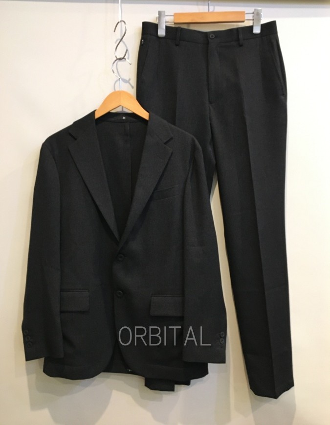 【中古】二子玉)KASHIYAMA カシヤマ 樫山 ポリエステル2Bジャケット スラックス スーツ 3シーズン対応 ダークグレー メンズ 46|ベリーグッドストア