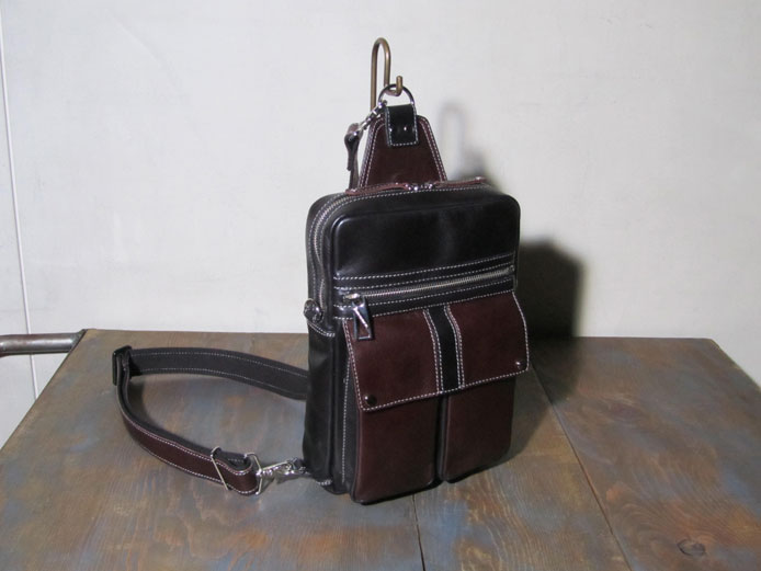 JYO ARVINISTA -LEGENCE collection- 牛革（オイルプルアップ加工） 2wayボディバッグ メンズ ユニセックス ボディバッグ iPad収容可能 牛革 本革 日本製 送料無料 代引手数料無料