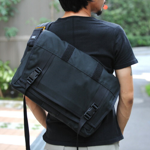 Vic2rak Missionwork Mission Work The Monty Black Gold The Monty Messenger Bag