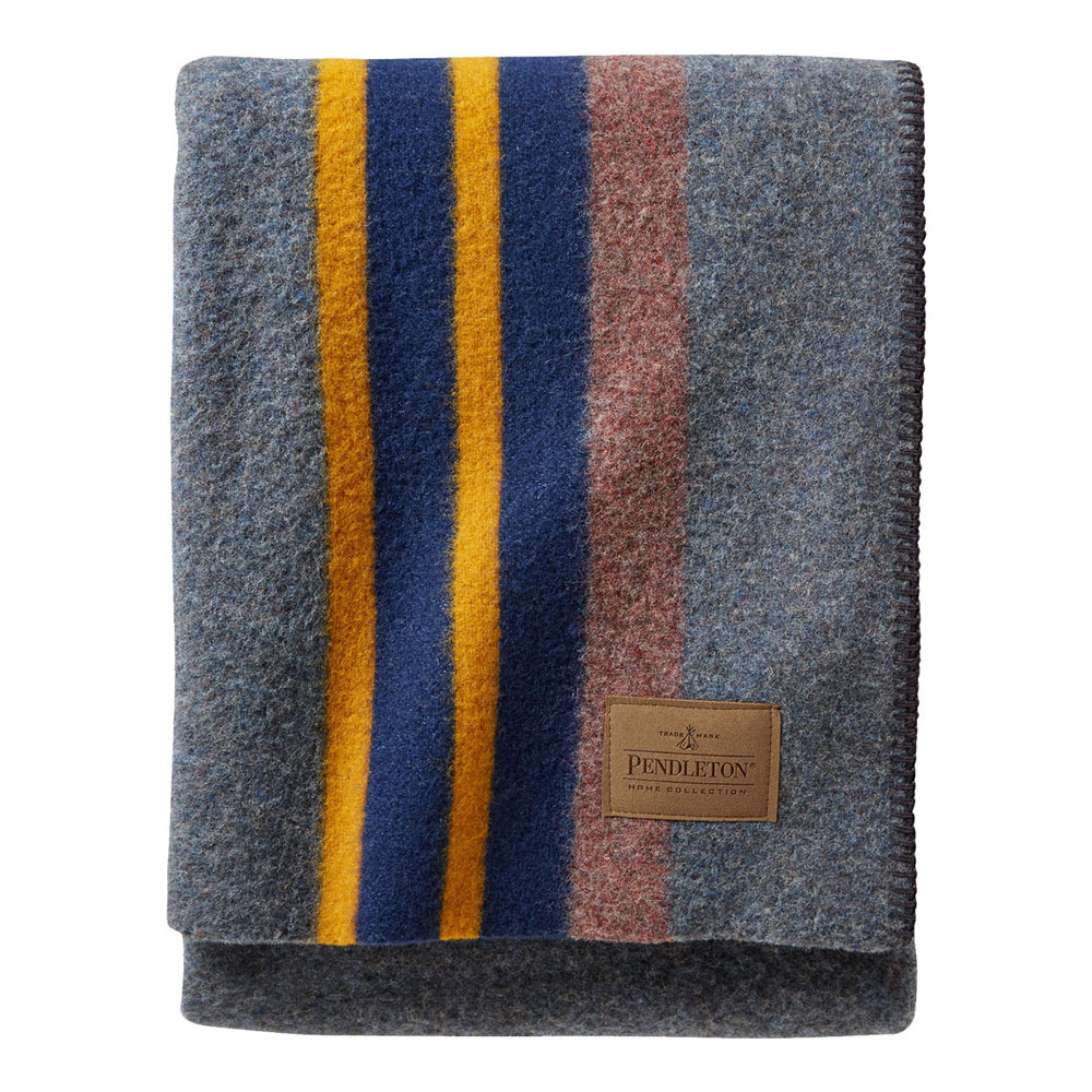 【楽天市場】ペンドルトン PENDLETON Yakima Camp Throw Lake [19370008552000]：vic2（ビックツー）