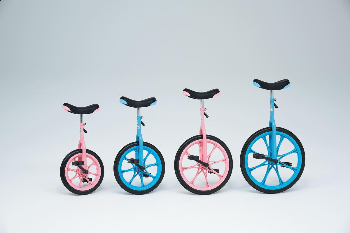 楽天市場】送料無料 ノーパンク一輪車14 トーエイライト TOEILIGHT