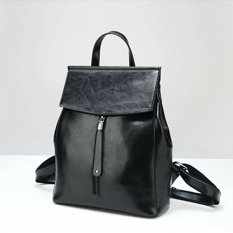 リュック レディース 可愛い リュックサック フラップリュック レザー 2way ワンショルダー ショルダーバッグ 斜めがけ バッグ 本革 撥水 スクエア 小さめ 軽量 大容量