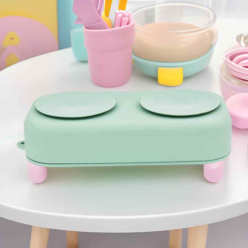 ベビー食器 キッズ 子供用 ランチプレート プレート 吸盤付き シリコン製 仕切り付き 大容量 離乳食 ボウル 皿 赤ちゃん 食事用 滑り止め 安心 安全 2点セット グレー ピンク グリーン ブルー イエロー アイボリー