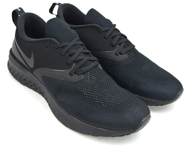 nike odyssey react 2 flyknit black white