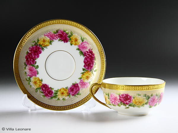 【リモージュ】Tressemanes&Vogt (T&V) 3色の薔薇＆金彩　カップ＆ソーサー｜Villa Leonare