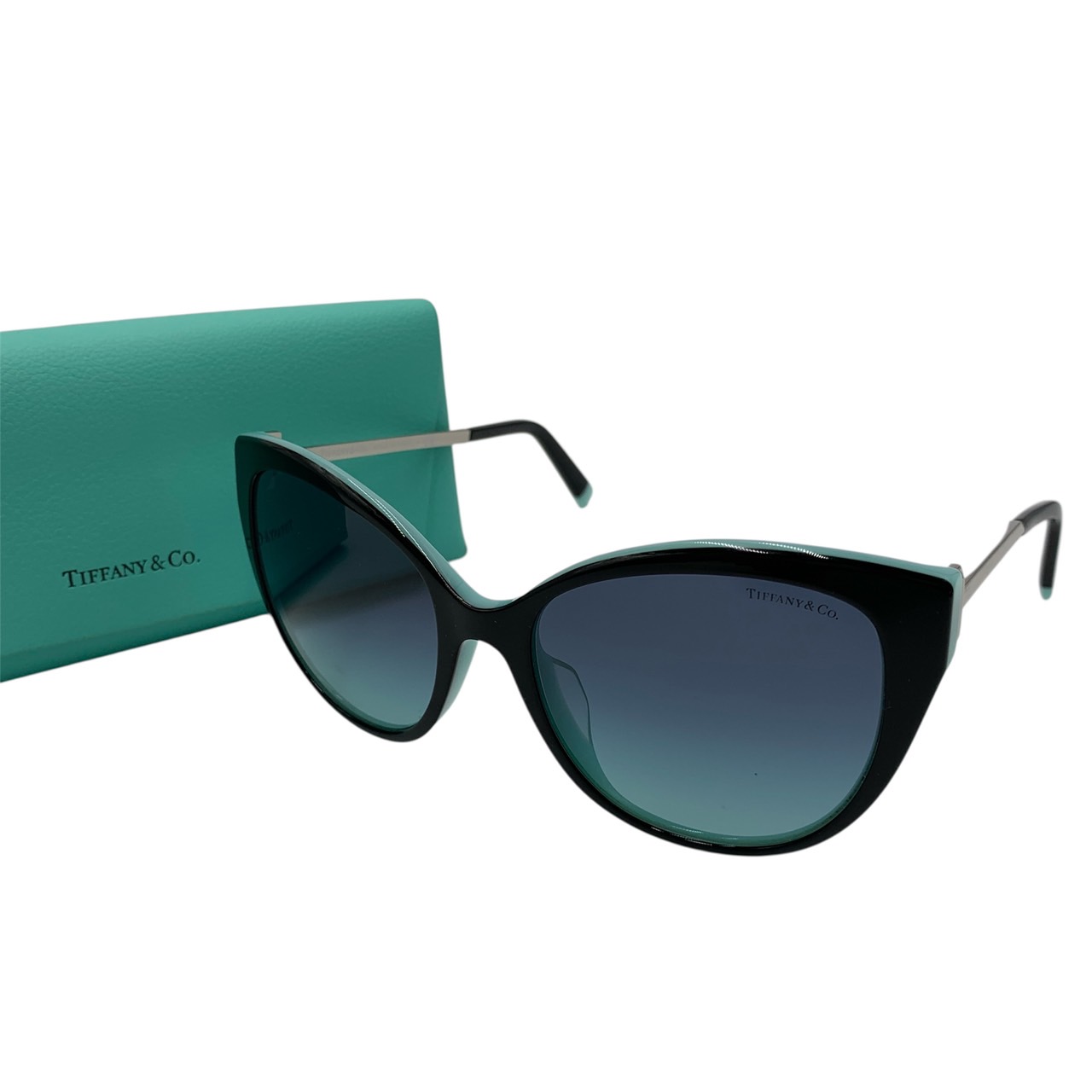 Tiffany & Co. サングラス ケース付き TIFFANY & CO. サングラス ケース付き 小物
