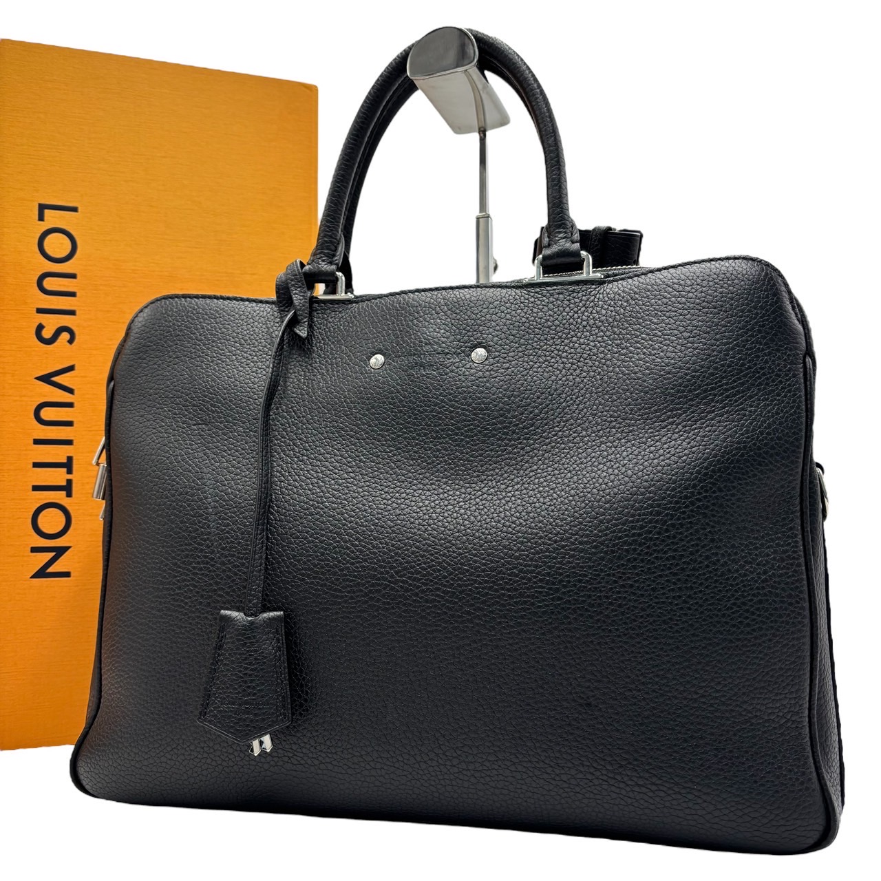 LOUIS VUITTON ルイ ヴィトン アルマンド　ブリーフケースMM レザー　ビジネスバッグ　ブラック　M54381