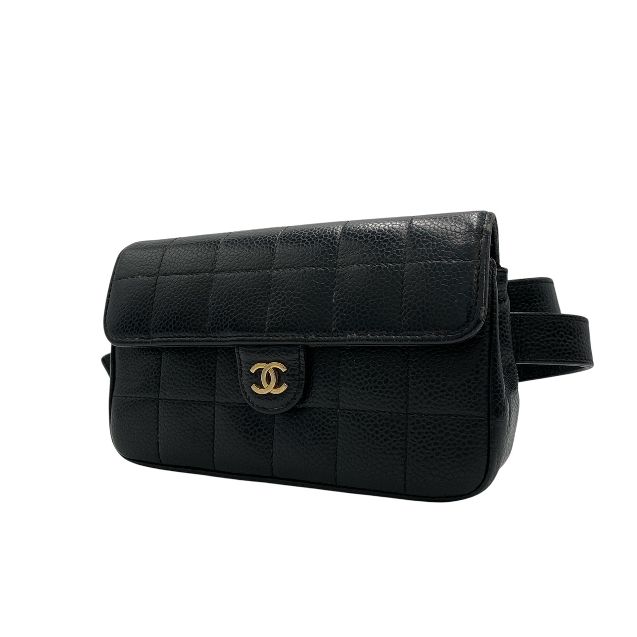 シャネル CHANEL  チョコレート赤ちょうちん ヴィンテージベルトバッグ 上半身御徒面子 なめし革 黒いこと