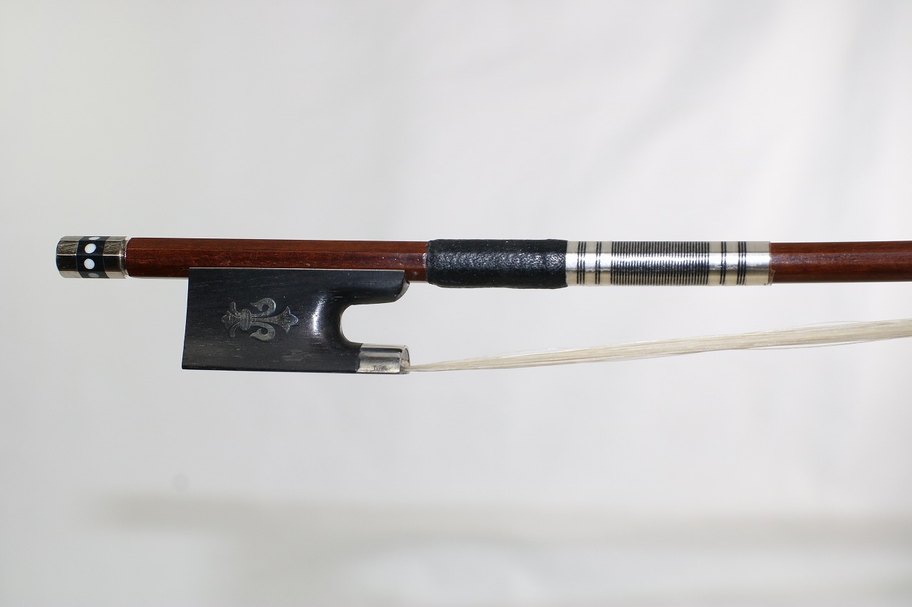 楽天市場】クリスタル・フロッグ、 ペルナンブーコ棹 バイオリン弓 4/4