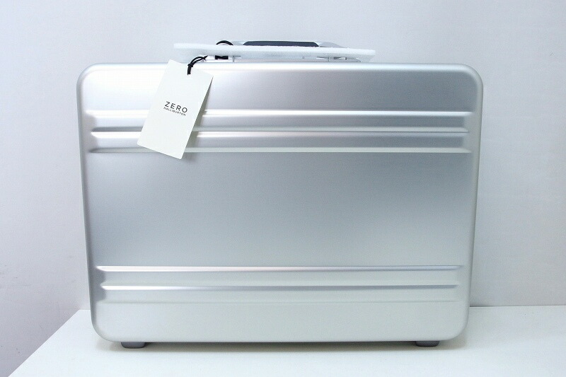 ゼロハリバートン　　グレーシルバー　ZEEO HALLIBURTON ゼロハリバートン ZERO HALLIBUTON ZHG-A32a | Hybrid Padded