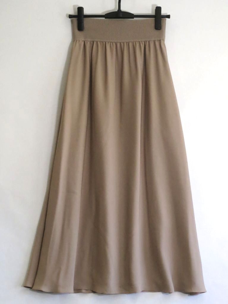 【中古】theory 行動論理  Silk Combo Rib WB Volume SK リブウエスト 音の大きさスコート 地絹  ・S 01-0107300-300-902 kz5020227332