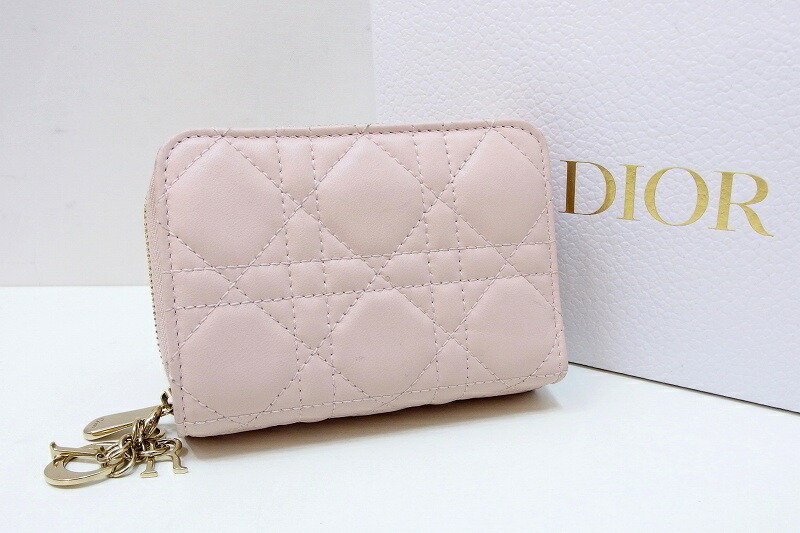 【中古】Christian Dior ディオール  Lady Dior Scarlet ウォレット レディディオール カナージュ 子ヒツジ人はだ 折り紙入れ S6035ONMJ_M413 kz5020227163