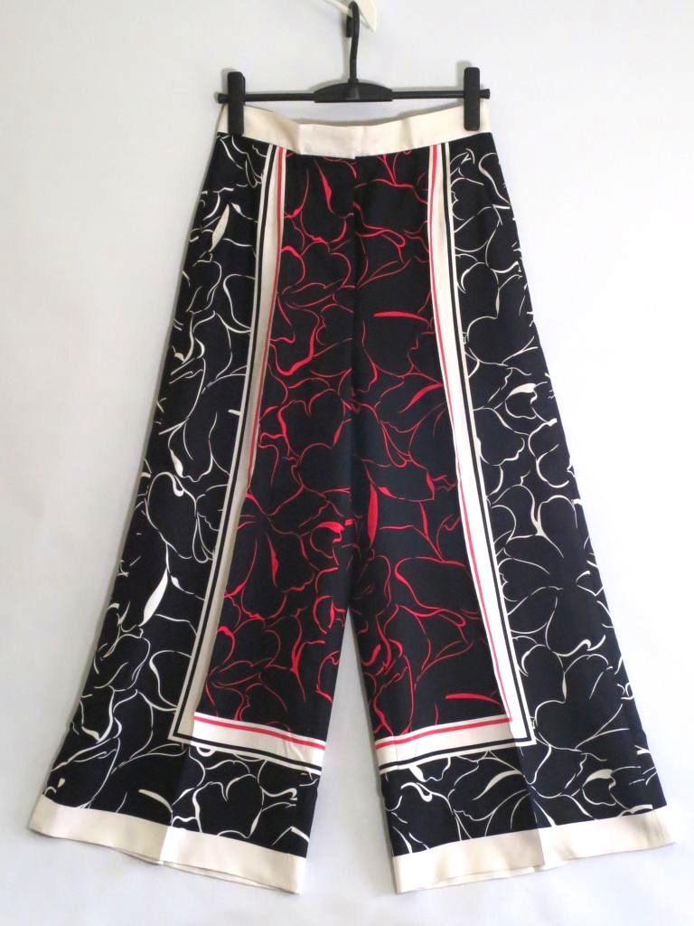 【中古】Toulne Printed Silk Culottes ESCADA エスカーダ  地絹 総柄/真っただ中伝達ルート 太陽面爆発ズボン下  ・34 5022403 黒/白/赤 kz5022227952
