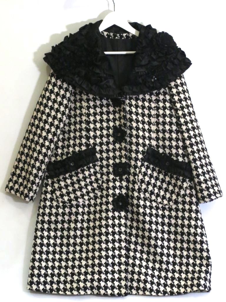 【中古】＜レア＞ NOKO OHNO ノコ オーノ 千鳥格子柄　ツイードコート厚地　薔薇プリーツ付け襟　 ショールカラー ・40 1850210 白/黒 sy5024228769