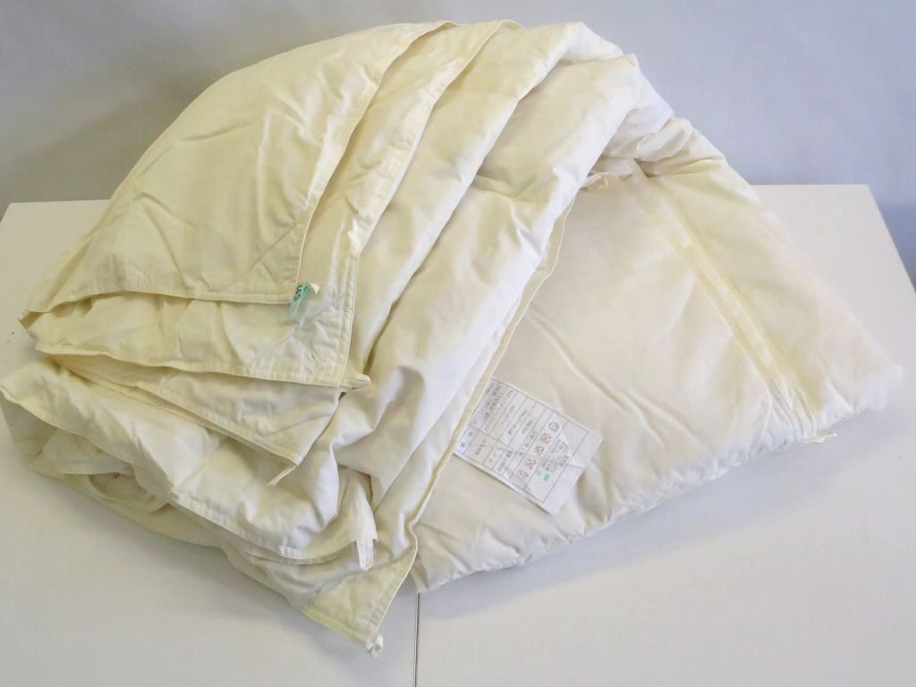 【中古】bellemaison ベルメゾン 肌掛けふとん 千趣会　フランス産羽毛使用 ウォッシャブル 【クリーニング済み】 クリーム kz5012223891