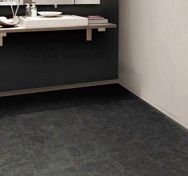 楽天市場 リリカラ クッションフロア 洗面所 石目 ストーン 1 8ｍｍ厚 1ｃｍ巾 ブラックサンローラン Lh ビバ建材通販