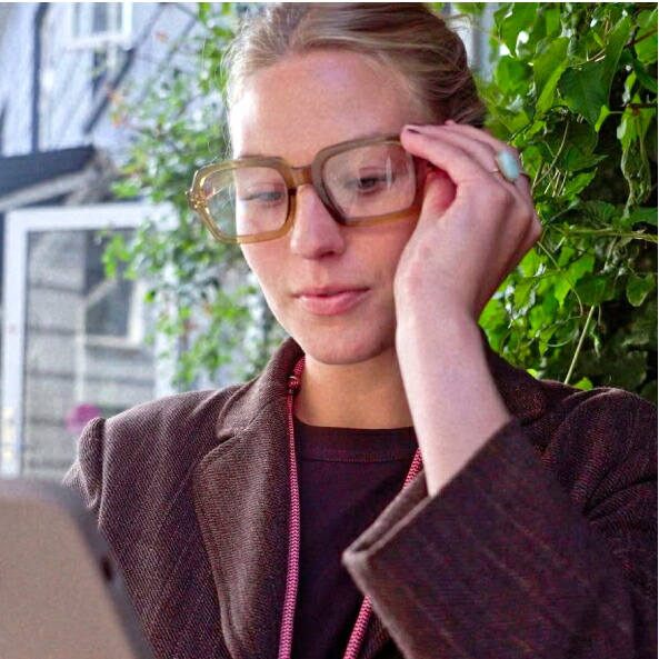 Have A Look ブルーライトカット付きリーディンググラス SQUARE moss 送料無料 アクリルレンズ READING GLASSES リーディンググラス Reading Glasses 老眼 敬老の日 父の日 母の日 男女兼用 デンマーク
