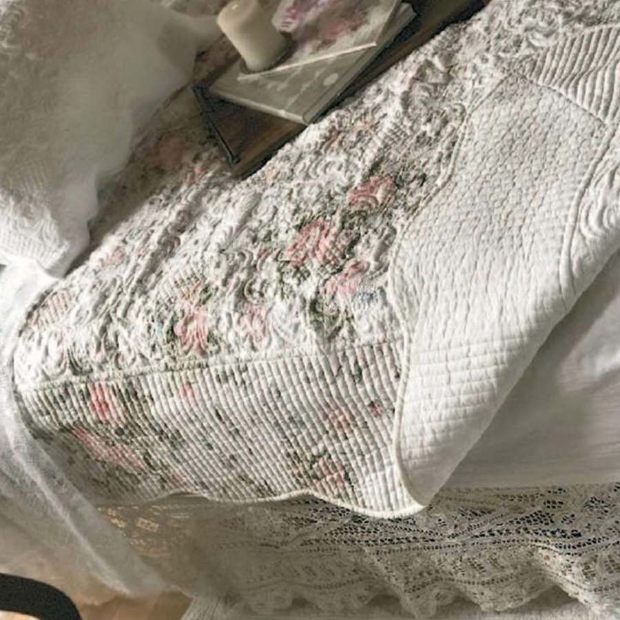 【5％OFF引き換え証｜6日0時～11日1時59分までの継続期間押さえる】champs de fleurs さくら色キルト マルチ取りまかなう 200x250珊 今めかしい 愛くるしい リヴァーシブル
