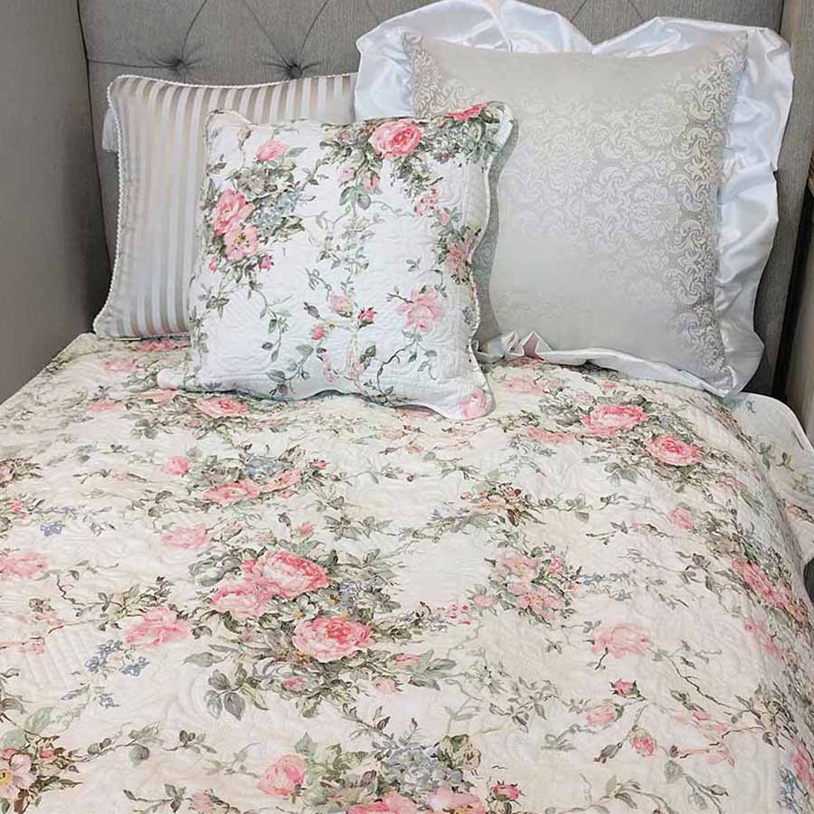 【5％OFFクーポン券｜6日0時～11日1時59分までの継続期間制限事項】champs de fleurs サクラ色キルト マルチ取りまかなう 140x200糎 今めかしい 愛くるしげ リヴァーシブル