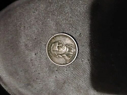 第2代大統領ジョン・アダムズ記念1ドル金貨（1797-1801年）