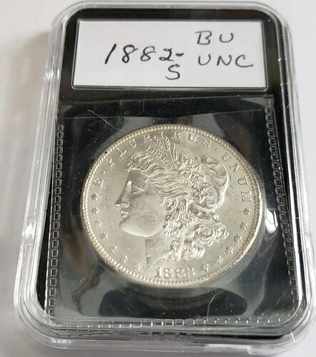 1882-S モルガン銀貨 BU UNC 素晴らしい外観 2つのホルダーに強い打痕