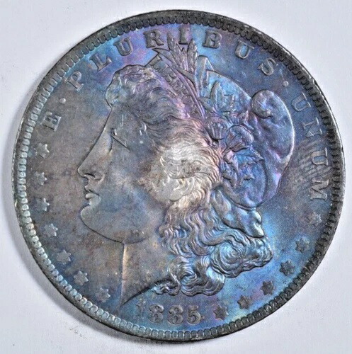 1885-O モルガン・ダラー ~ モンスター級の紫、青、赤の色合い！ 宝石のような未流通品！