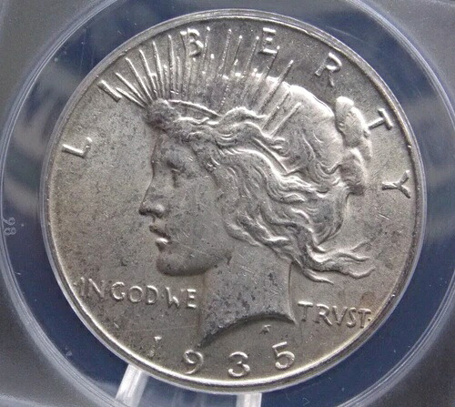 1935 年 \\\