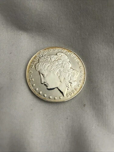 2024年 モルガン銀貨 PCGS MS70 ファーストストライクフラッグ