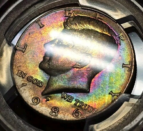 1986年 Pトーン ケネディ 1/2ドル PCGS AU55 ネオンカラー レインボートーニング-｜WORLD RESOURCE【QUEEN店】