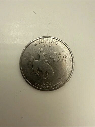 2007 年米国造幣局ワイオミング州 25 セント硬貨 (P) Cud Error *希少コイン* 中心からずれて打たれています。｜WORLD RESOURCE【QUEEN店】
