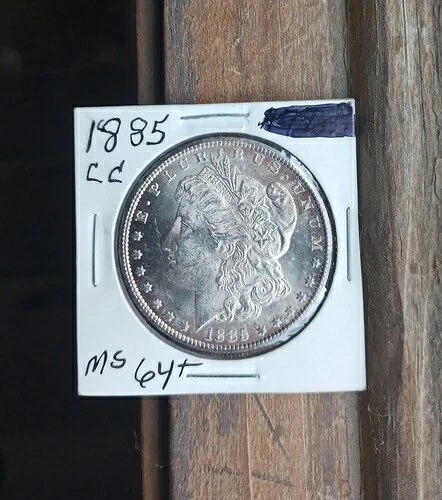 1885年製 モルガン銀貨（未使用）。非常に美しい外観。