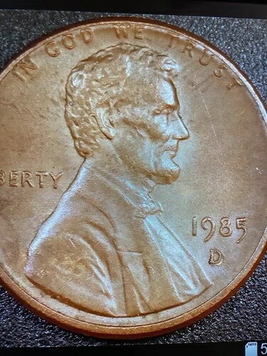 1985年 Dエラー リンカーン記念ペニー「In God We Trust」リム刻印 - スモール 8インチ 日付