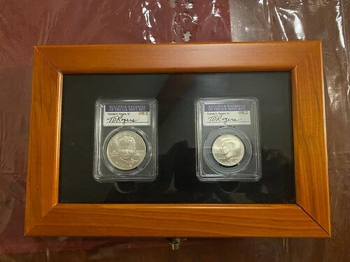 「希少」1998年 PCGS ケネディ兄弟 2枚セット コイン (70枚) - トーマス・ロジャース直筆サイン入り｜WORLD RESOURCE【QUEEN店】