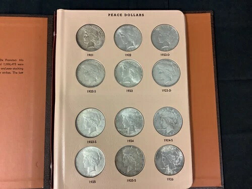 1921-1935 完全な *シルバー* ピース ダラー セット 24 枚のコインが Dansco アルバムに収録されています!!!