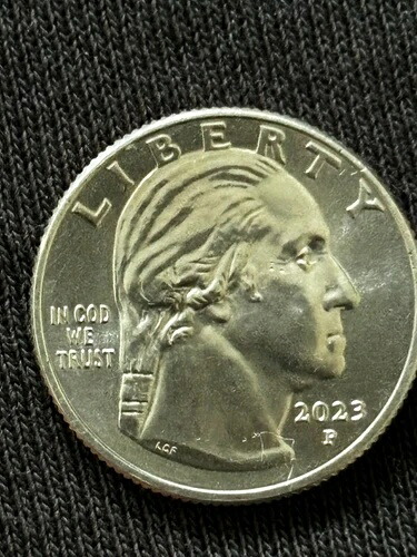 フォートノックス造幣局発行の米国25セント硬貨（2023年）エラー