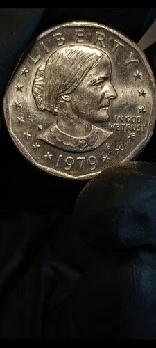 希少な1979年製Sフィルド・スーザン・B・アンソニー・ダラー。「IN GOD WE TRUST」の「UST」に誤りあり