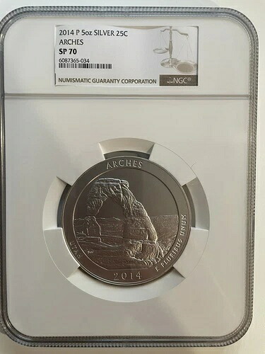 2014 P 5オンス シルバー 25 C アーチ-