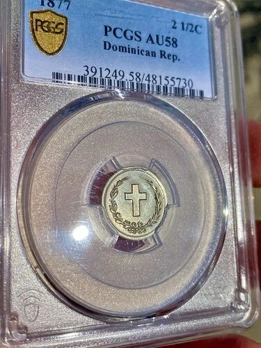 ドミニカ共和国、1877年 2 1/2センターボ - 十字架 - PCGS AU-58