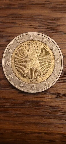 2002年の2ユーロ硬貨。ドイツの希少コインコレクションのエラーコイン