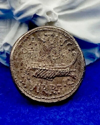 **希少** 2,000年前のマルクス・アントニウス銀貨 AR ローマデナリウス 紀元前32-31年 71,390円