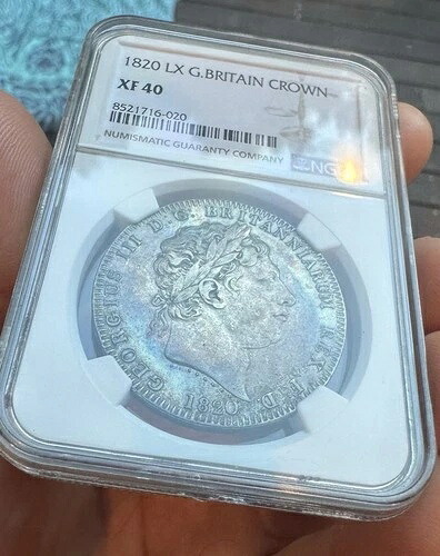 1820年 ジョージ3世 スターリングシルバー クラウン NGC XF 40 レインボー ?? 周辺トナー
