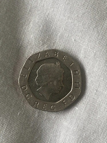 イギリス 20ペンス硬貨 2001年、エリザベス2世女王