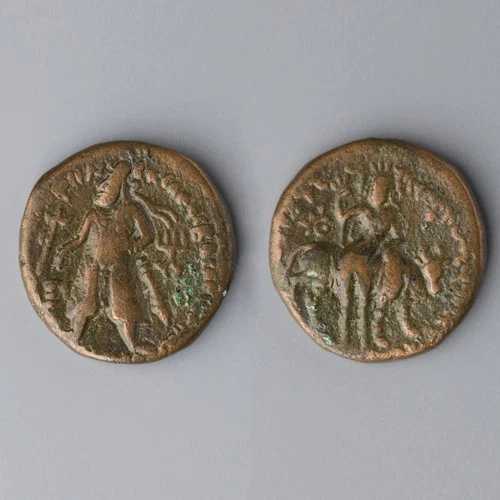 インド・ギリシャ・クシャン青銅貨幣 [2.6 x 2.7cm、17グラム、1枚]