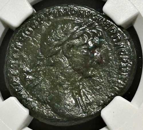 トラヤヌス帝 AE 勝利の前進 AD 98-117 NGC Ch VF