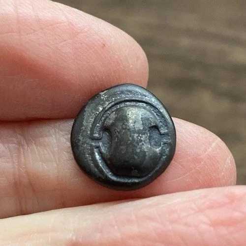 古代ギリシャ、ボイオティア、テーベ（紀元前379-371年）銀製ヘミドラクマ。