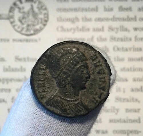 ローマ帝国：コンスタンティウス2世（西暦337-361年）。BI Half