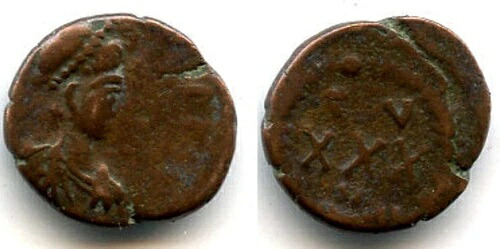 テオドシウス 2 世 (西暦 402 ～ 450 年) の希少な VT XXXV AE4、コンスタンティノープルの造幣局、ローマ帝国